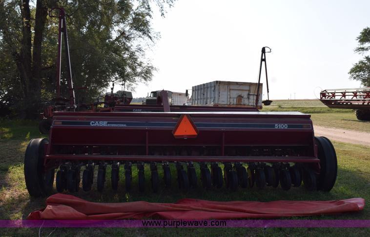 image for item L5838 (2) Case IH 5100 grain drills
