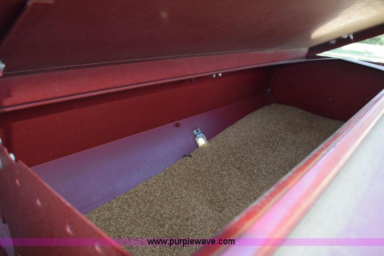 image for item L5838 (2) Case IH 5100 grain drills