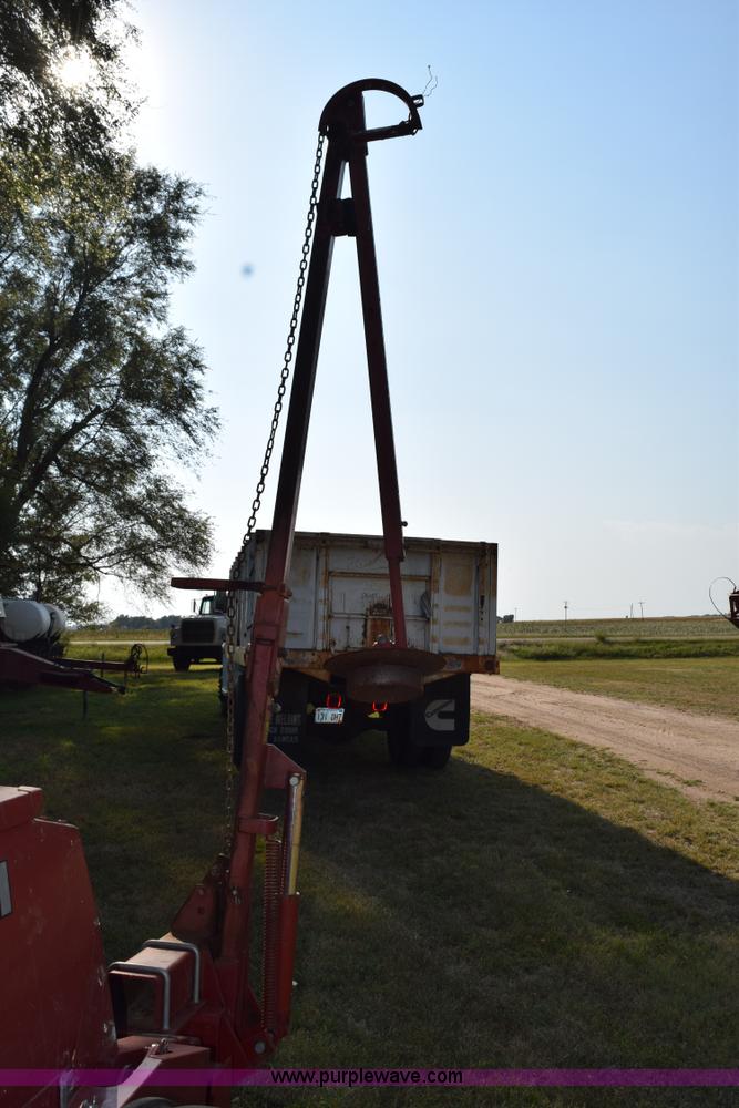 image for item L5838 (2) Case IH 5100 grain drills