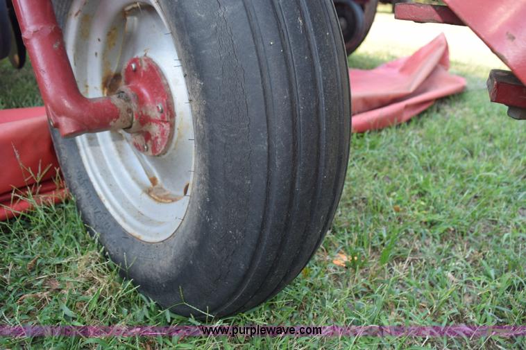 image for item L5838 (2) Case IH 5100 grain drills