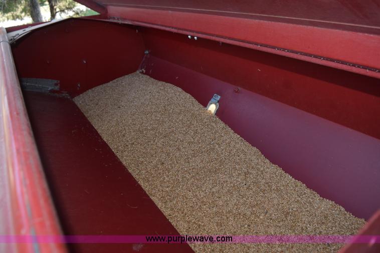 image for item L5838 (2) Case IH 5100 grain drills