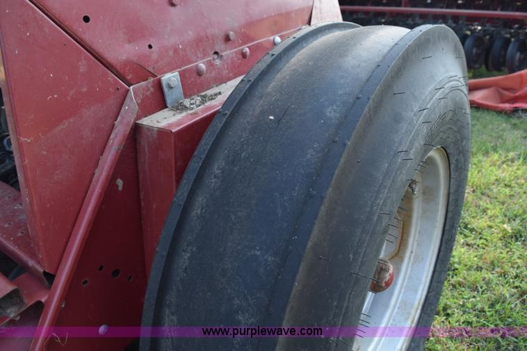 image for item L5838 (2) Case IH 5100 grain drills