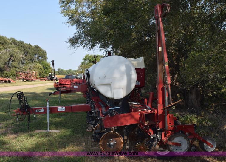 image for item L5841 Case IH 900 Cyclo Air no-till planter