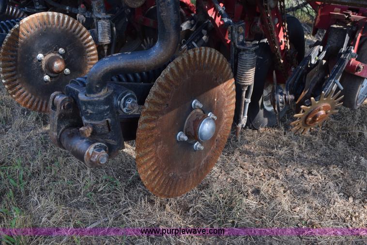 image for item L5841 Case IH 900 Cyclo Air no-till planter