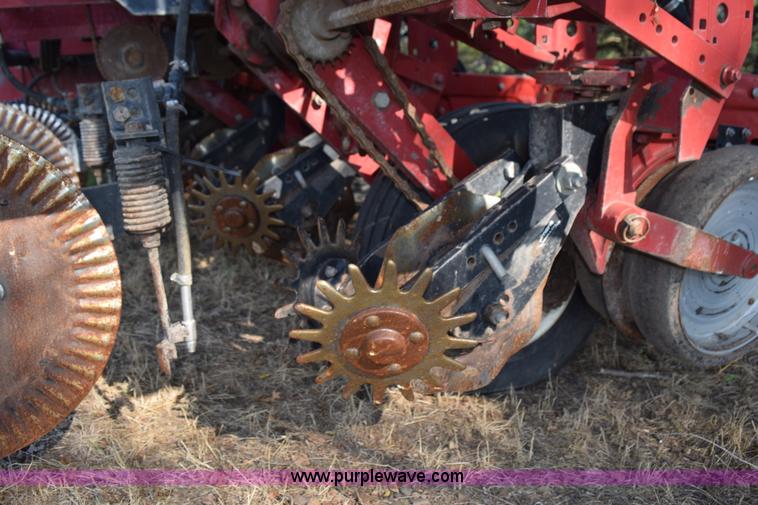 image for item L5841 Case IH 900 Cyclo Air no-till planter