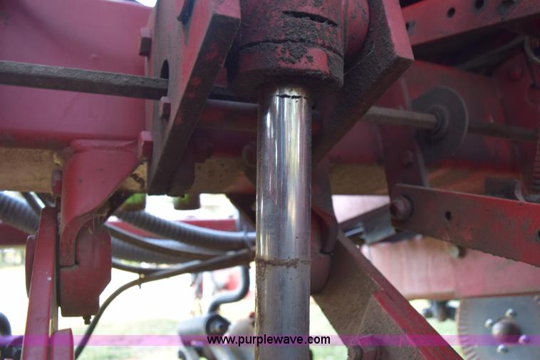 image for item L5841 Case IH 900 Cyclo Air no-till planter