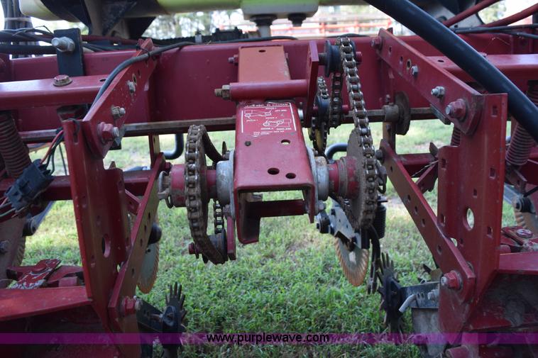 image for item L5841 Case IH 900 Cyclo Air no-till planter