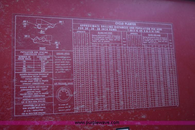 image for item L5841 Case IH 900 Cyclo Air no-till planter
