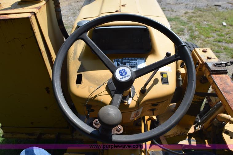 image for item L5849 1994 Ford 260C tractor