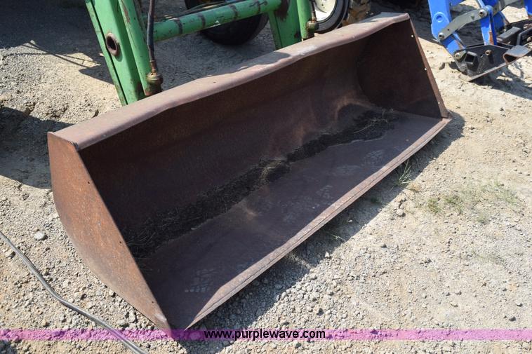 image for item L5850 1982 John Deere 2640 tractor