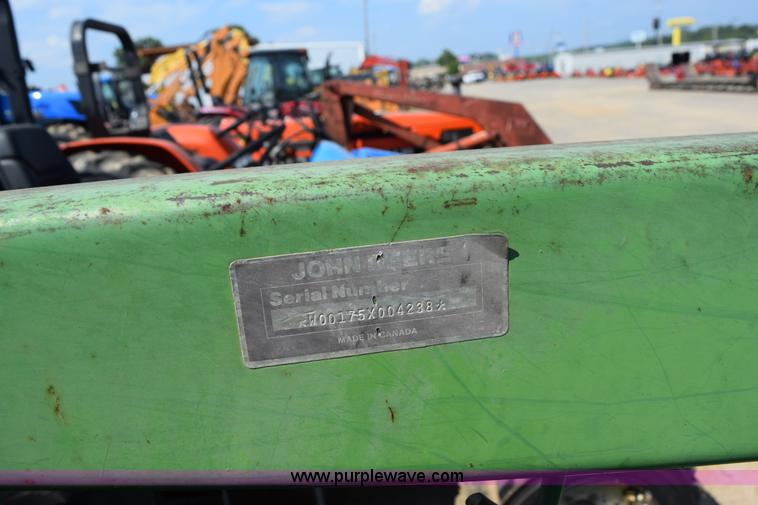 image for item L5850 1982 John Deere 2640 tractor