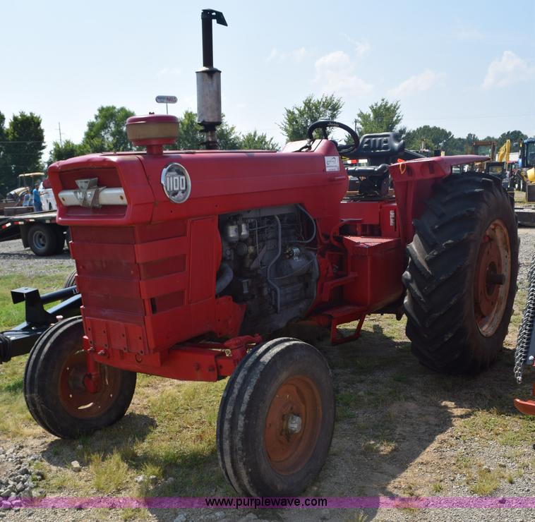 image for item L5851 1967 Massey-Ferguson 1100 tractor