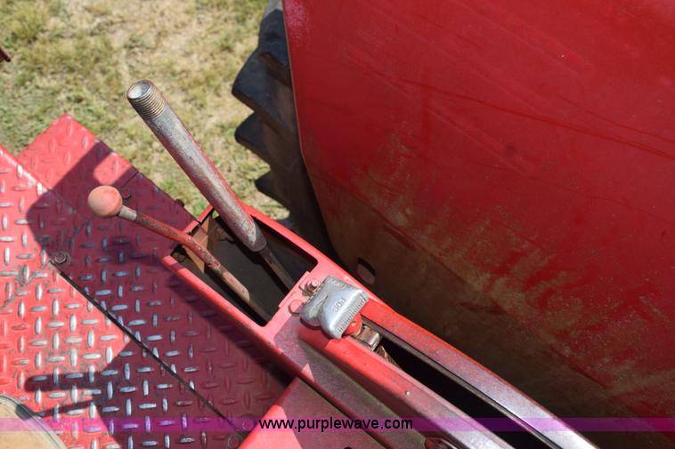 image for item L5851 1967 Massey-Ferguson 1100 tractor