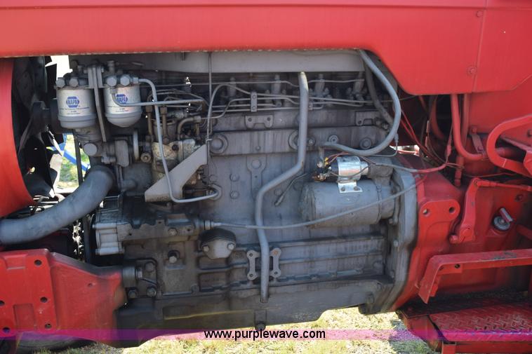 image for item L5851 1967 Massey-Ferguson 1100 tractor