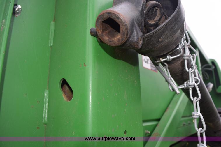 image for item L5979 2002 John Deere 893 corn head