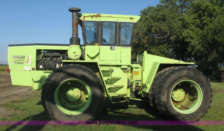 image for item L6310 1981 Steiger Couger III PTA251 4WD tractor