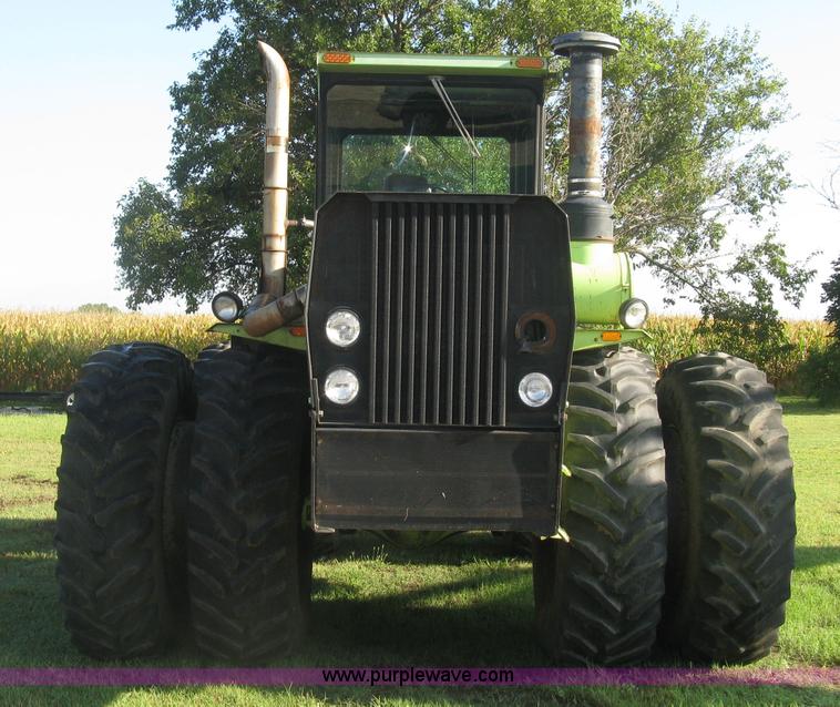 image for item L6310 1981 Steiger Couger III PTA251 4WD tractor