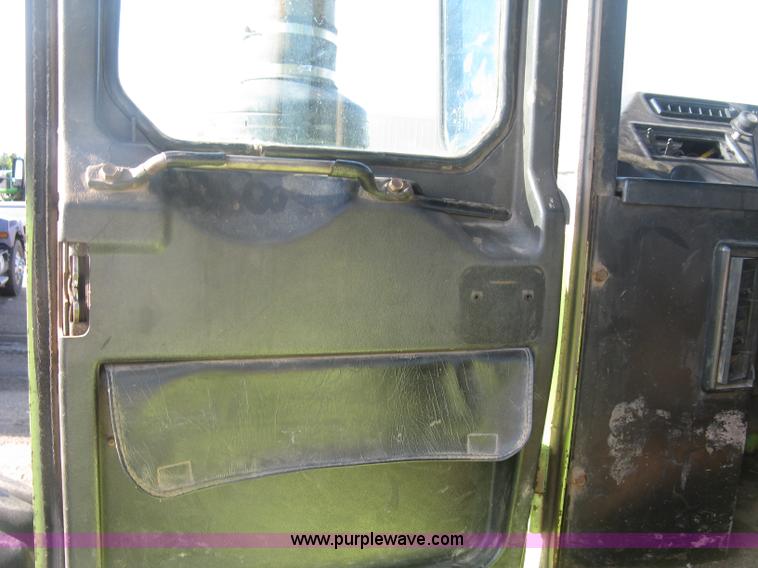 image for item L6310 1981 Steiger Couger III PTA251 4WD tractor