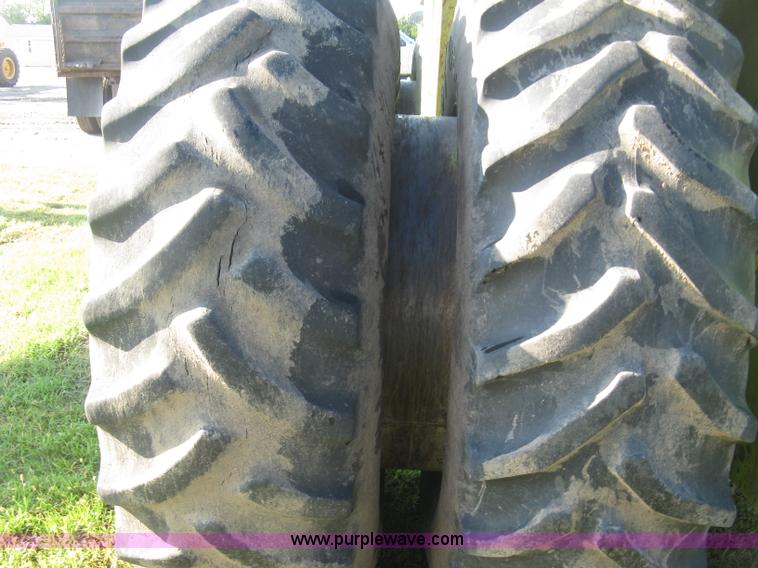 image for item L6310 1981 Steiger Couger III PTA251 4WD tractor