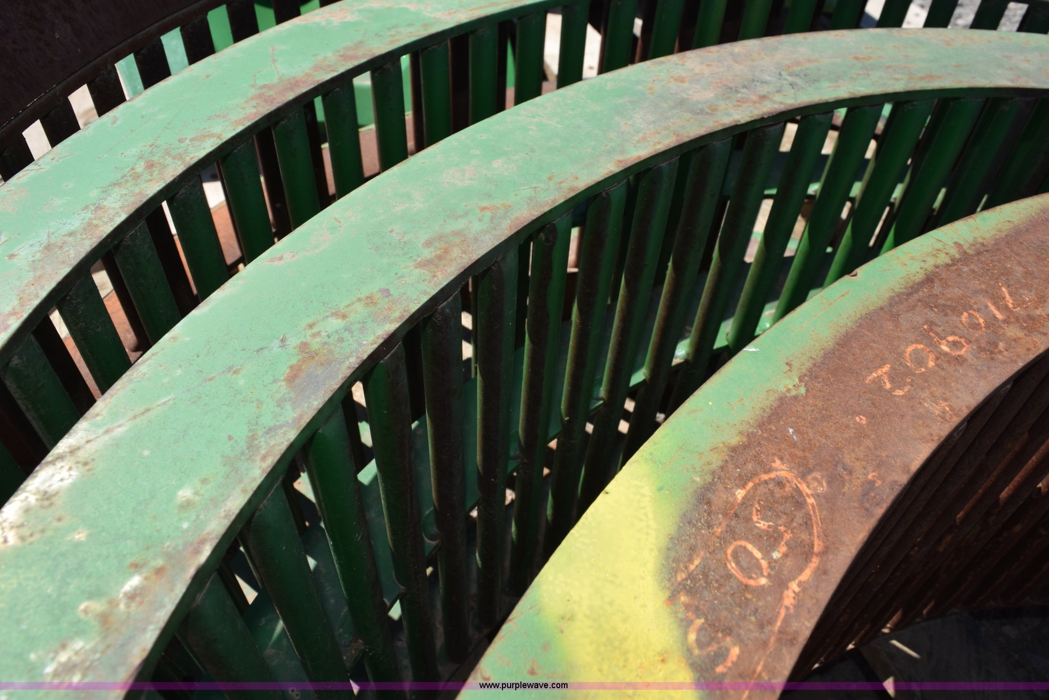 (4) John Deere round bar concaves in Alva, OK Item BI9301 sold