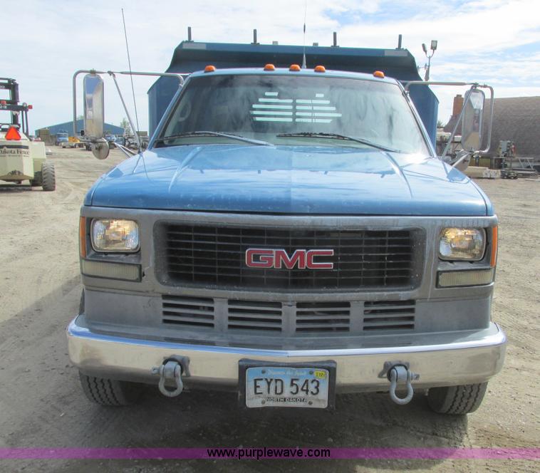 image for item A8858 1998 GMC Sierra 3500HD SL flatbed pickup truck