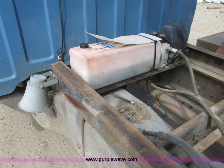 image for item A8858 1998 GMC Sierra 3500HD SL flatbed pickup truck