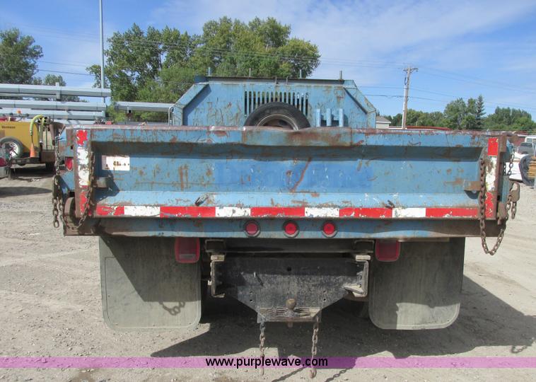 image for item A8859 1998 GMC Sierra 3500HD SL flatbed pickup truck