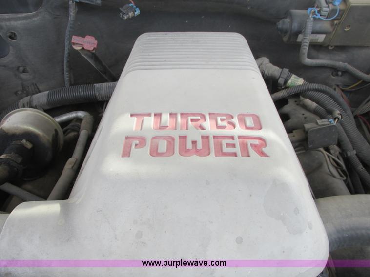 image for item A8859 1998 GMC Sierra 3500HD SL flatbed pickup truck