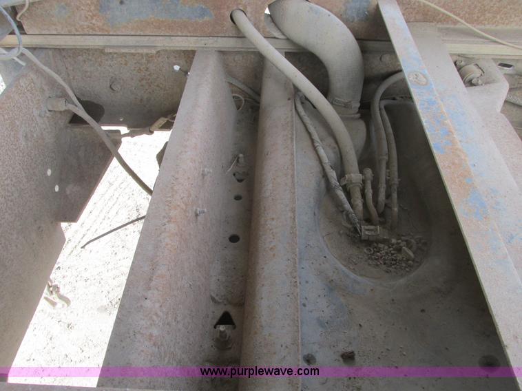 image for item A8859 1998 GMC Sierra 3500HD SL flatbed pickup truck