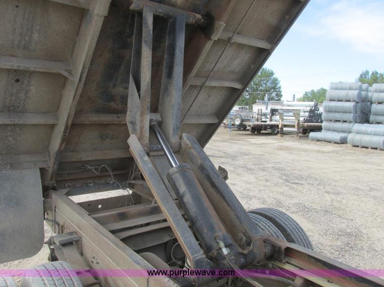 image for item A8859 1998 GMC Sierra 3500HD SL flatbed pickup truck