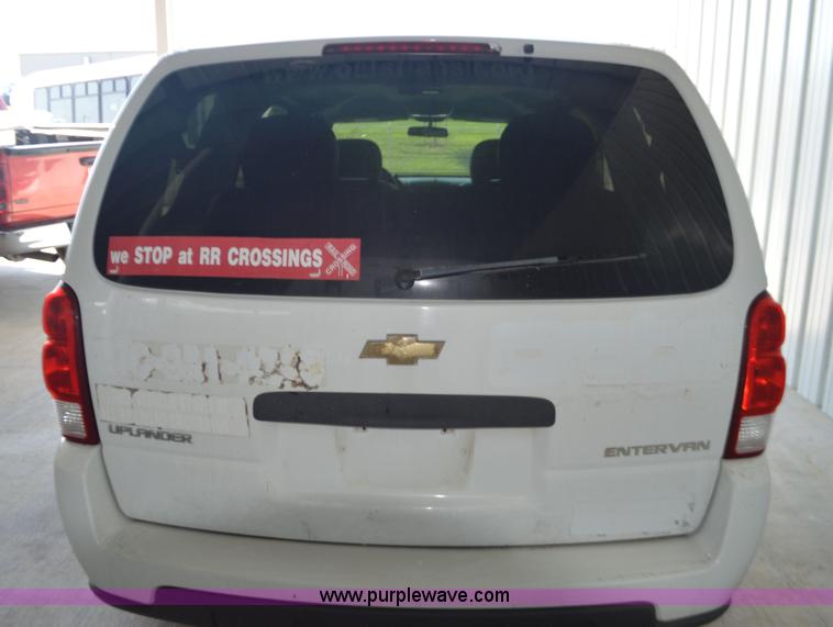 image for item AX9246 2006 Chevrolet Uplander van