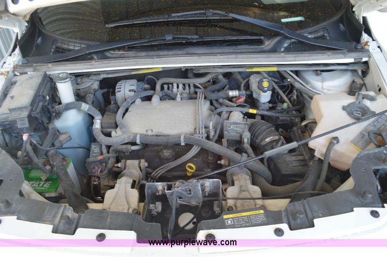 image for item AX9246 2006 Chevrolet Uplander van