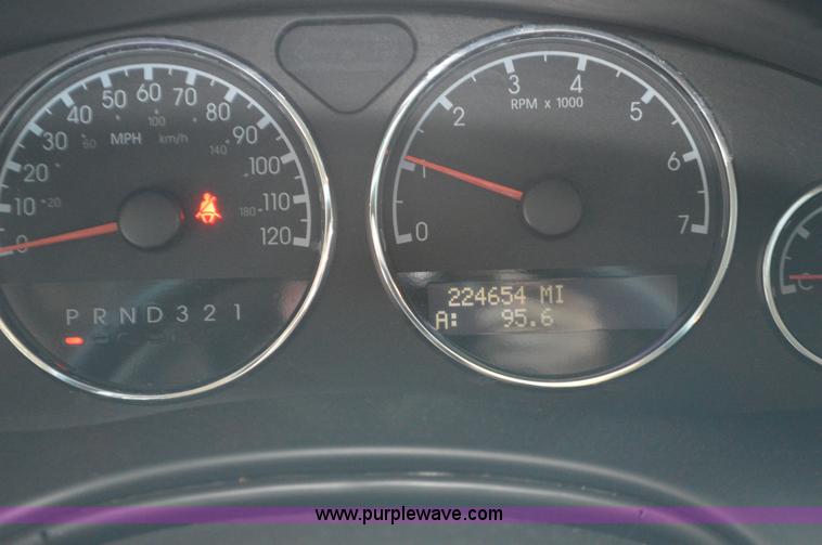 image for item AX9246 2006 Chevrolet Uplander van