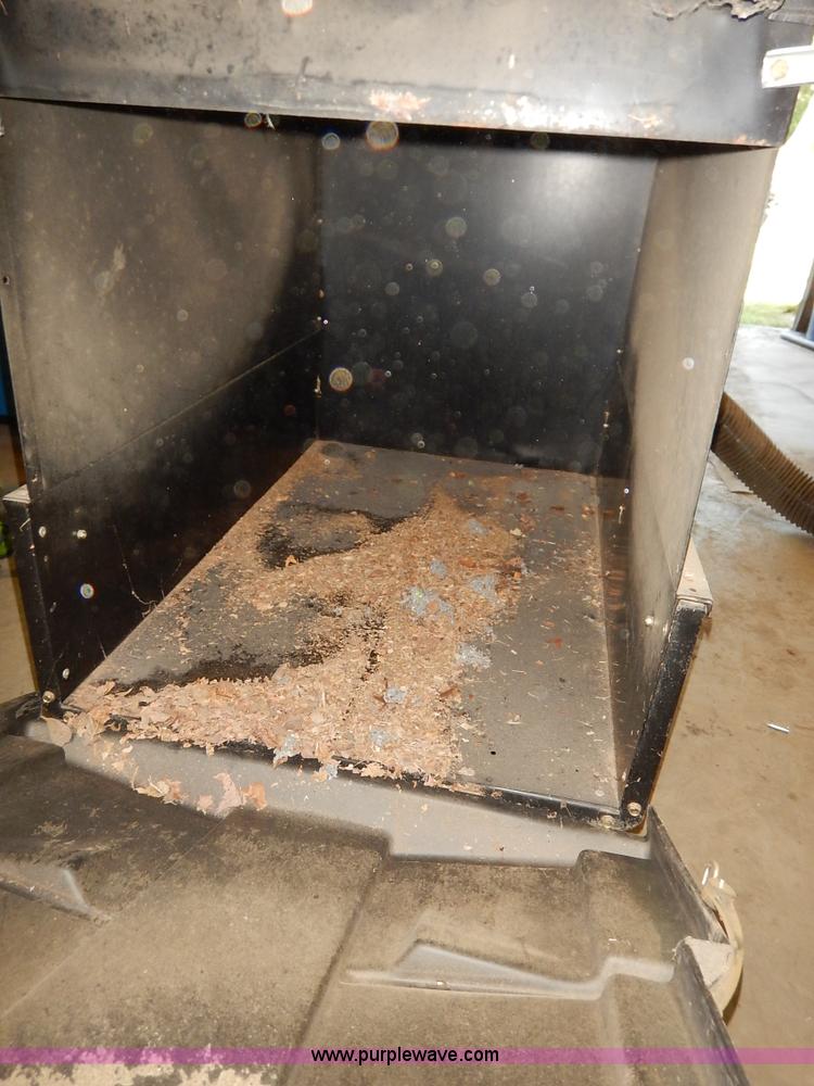 image for item BH9944 Agri-fab lawn vacuum