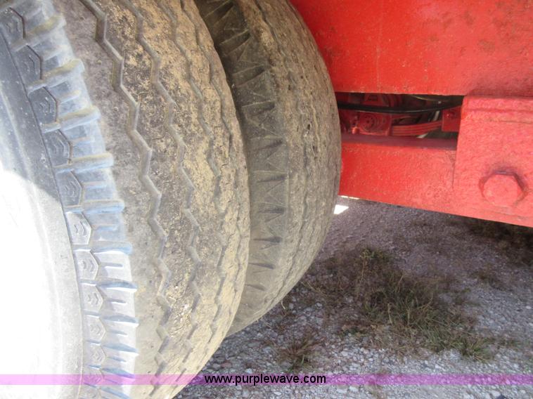 image for item BK9671 1985 Belshe T-8 equipment trailer