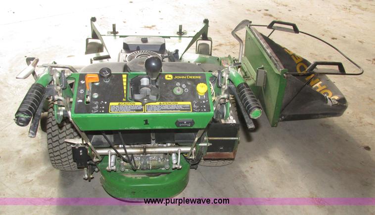 image for item H1167 John Deere 7 IRON II lawn mower