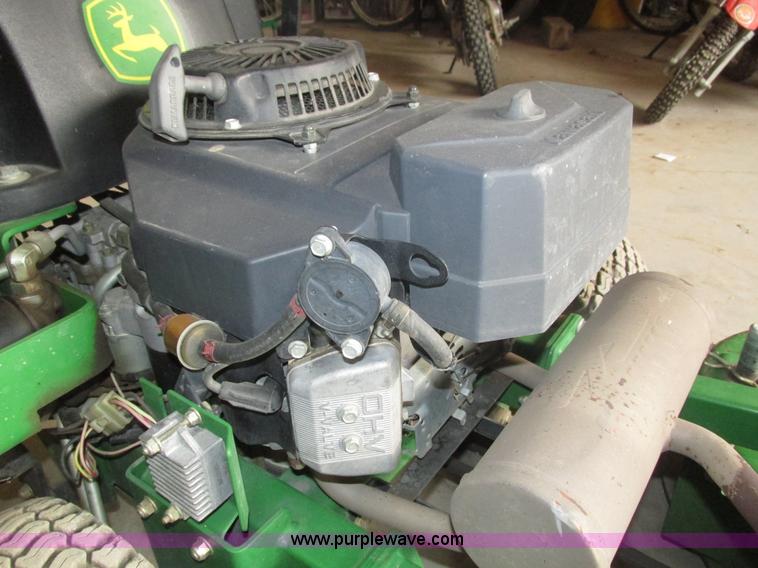 image for item H1167 John Deere 7 IRON II lawn mower