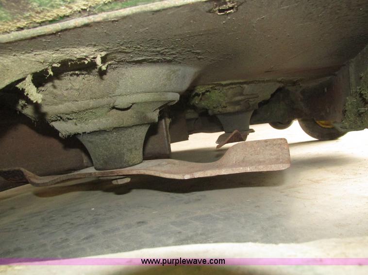 image for item H1167 John Deere 7 IRON II lawn mower