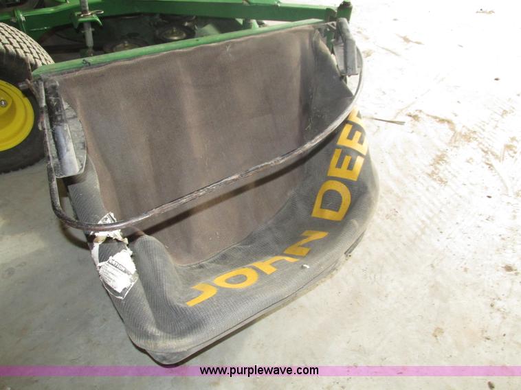 image for item H1167 John Deere 7 IRON II lawn mower