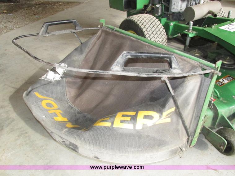 image for item H1167 John Deere 7 IRON II lawn mower