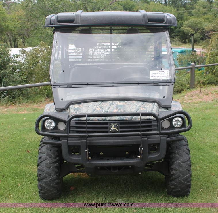image for item H8149 2011 John Deere Gator 825i UTV