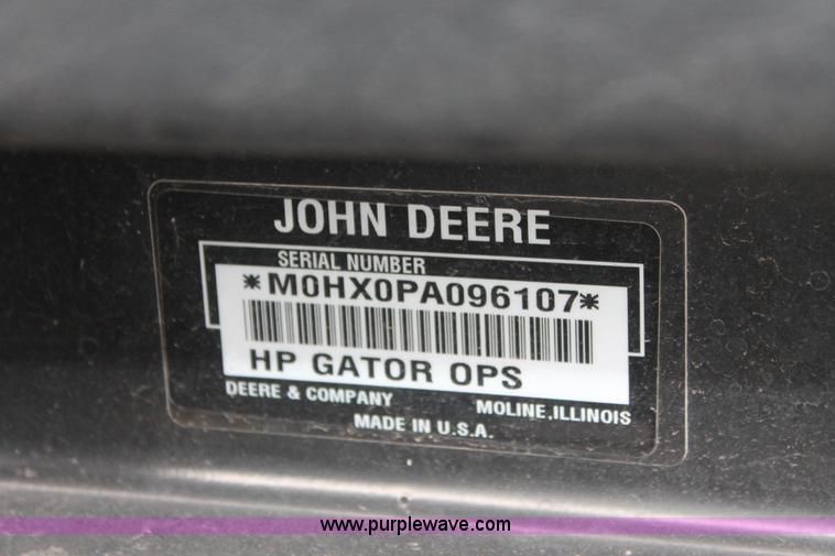 image for item H8149 2011 John Deere Gator 825i UTV
