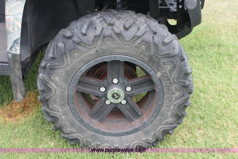 image for item H8149 2011 John Deere Gator 825i UTV