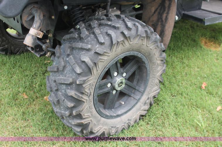 image for item H8149 2011 John Deere Gator 825i UTV