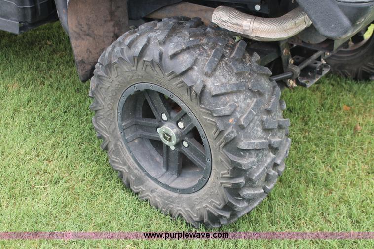 image for item H8149 2011 John Deere Gator 825i UTV