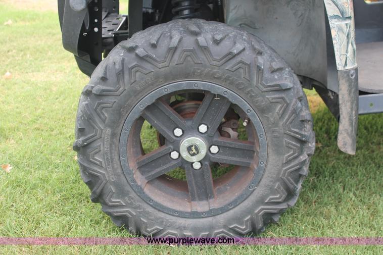 image for item H8149 2011 John Deere Gator 825i UTV