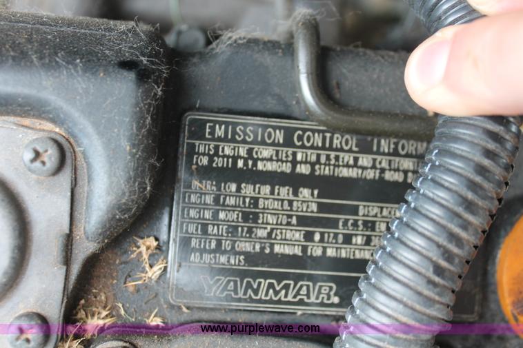 image for item H8150 2011 John Deere Gator 855D UTV