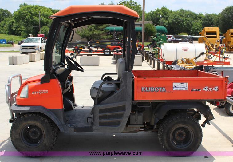 image for item I1654 2005 Kubota RTV900 utility vehicle