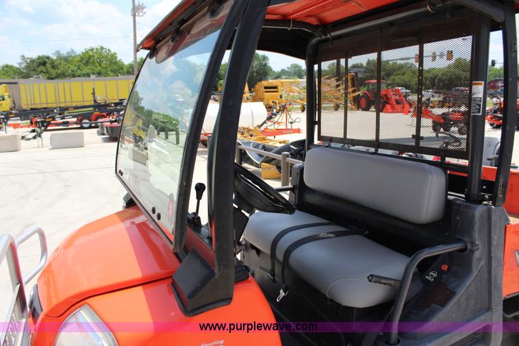 image for item I1654 2005 Kubota RTV900 utility vehicle