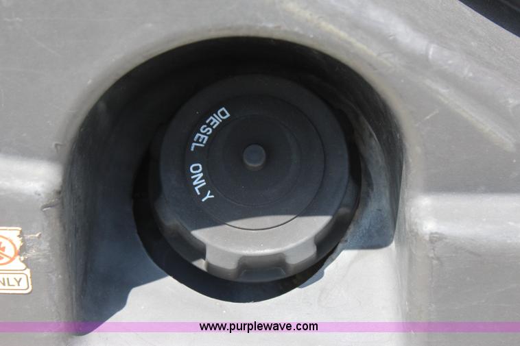 image for item I1654 2005 Kubota RTV900 utility vehicle